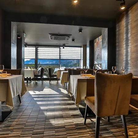 Hotel Zeta 4*